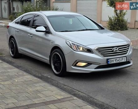 Сірий Хендай Соната, об'ємом двигуна 2 л та пробігом 255 тис. км за 9200 $, фото 18 на Automoto.ua