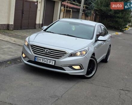 Сірий Хендай Соната, об'ємом двигуна 2 л та пробігом 255 тис. км за 9200 $, фото 6 на Automoto.ua