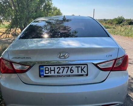 Серый Хендай Соната, объемом двигателя 2 л и пробегом 304 тыс. км за 8000 $, фото 8 на Automoto.ua
