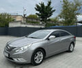 Сірий Хендай Соната, об'ємом двигуна 2 л та пробігом 280 тис. км за 8200 $, фото 1 на Automoto.ua