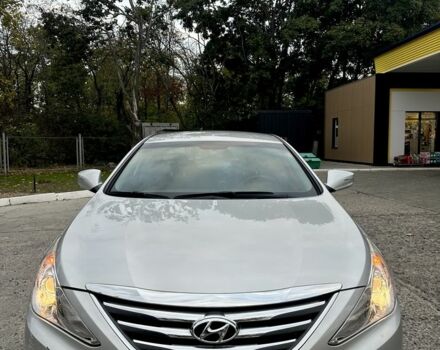 Сірий Хендай Соната, об'ємом двигуна 2 л та пробігом 305 тис. км за 6900 $, фото 2 на Automoto.ua