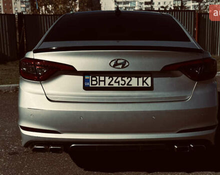 Серый Хендай Соната, объемом двигателя 2 л и пробегом 122 тыс. км за 13500 $, фото 10 на Automoto.ua