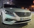 Сірий Хендай Соната, об'ємом двигуна 2.36 л та пробігом 198 тис. км за 11500 $, фото 16 на Automoto.ua