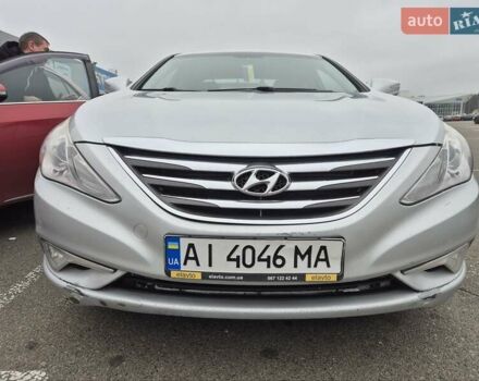 Серый Хендай Соната, объемом двигателя 2 л и пробегом 246 тыс. км за 6800 $, фото 4 на Automoto.ua
