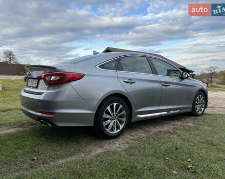 Серый Хендай Соната, объемом двигателя 2.36 л и пробегом 100 тыс. км за 9000 $, фото 4 на Automoto.ua