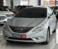 Серый Хендай Соната, объемом двигателя 2 л и пробегом 199 тыс. км за 8490 $, фото 1 на Automoto.ua