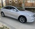 Сірий Хендай Соната, об'ємом двигуна 2 л та пробігом 280 тис. км за 7600 $, фото 5 на Automoto.ua