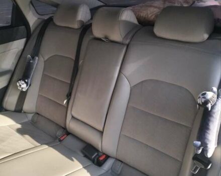 Серый Хендай Соната, объемом двигателя 2.36 л и пробегом 105 тыс. км за 11300 $, фото 6 на Automoto.ua