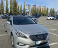 Хендай Соната 2014 у Києві на Automoto.ua Сірий Хендай Соната, об'ємом двигуна 2 л та пробігом 252 тис. км за 7350 $, фото 2 на Automoto.ua