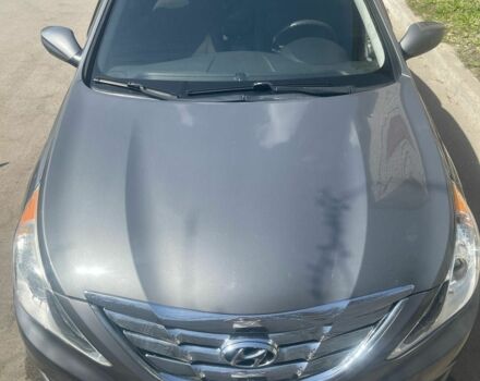 Серый Хендай Соната, объемом двигателя 2.4 л и пробегом 125 тыс. км за 8200 $, фото 9 на Automoto.ua