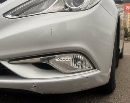 Серый Хендай Соната, объемом двигателя 2 л и пробегом 192 тыс. км за 8400 $, фото 6 на Automoto.ua