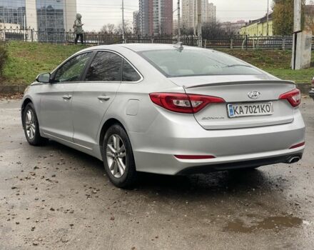 Серый Хендай Соната, объемом двигателя 2.4 л и пробегом 150 тыс. км за 7800 $, фото 1 на Automoto.ua