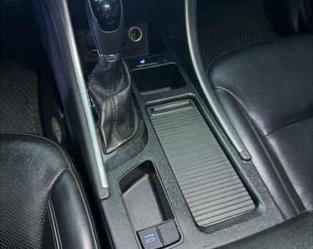 Серый Хендай Соната, объемом двигателя 2 л и пробегом 320 тыс. км за 6999 $, фото 14 на Automoto.ua