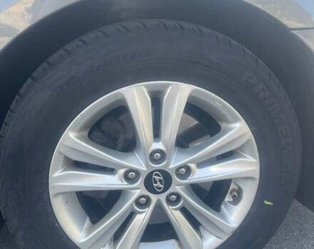 Сірий Хендай Соната, об'ємом двигуна 2.36 л та пробігом 180 тис. км за 8350 $, фото 10 на Automoto.ua