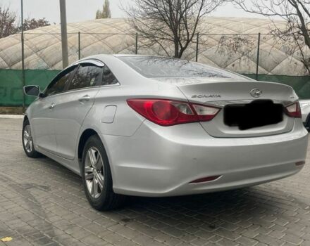 Серый Хендай Соната, объемом двигателя 2 л и пробегом 300 тыс. км за 6800 $, фото 5 на Automoto.ua