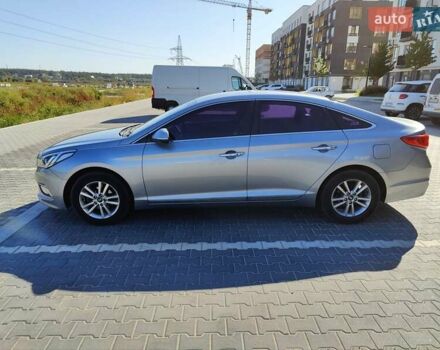 Сірий Хендай Соната, об'ємом двигуна 2 л та пробігом 230 тис. км за 9999 $, фото 31 на Automoto.ua