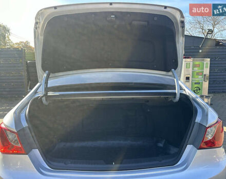 Сірий Хендай Соната, об'ємом двигуна 2 л та пробігом 231 тис. км за 9500 $, фото 6 на Automoto.ua