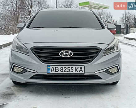 Сірий Хендай Соната, об'ємом двигуна 2.36 л та пробігом 200 тис. км за 7700 $, фото 17 на Automoto.ua