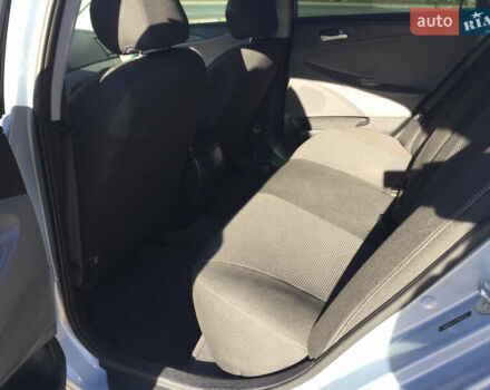 Серый Хендай Соната, объемом двигателя 2.36 л и пробегом 160 тыс. км за 8900 $, фото 11 на Automoto.ua