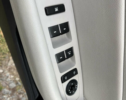 Серый Хендай Соната, объемом двигателя 2.36 л и пробегом 100 тыс. км за 9000 $, фото 16 на Automoto.ua