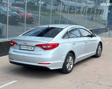 Хендай Соната 2014 в Киеве на Automoto.ua Серый Хендай Соната, объемом двигателя 2 л и пробегом 204 тыс. км за 10700 $, фото 2 на Automoto.ua