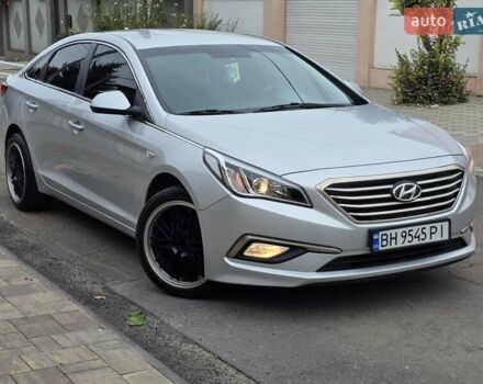 Сірий Хендай Соната, об'ємом двигуна 2 л та пробігом 255 тис. км за 9200 $, фото 1 на Automoto.ua