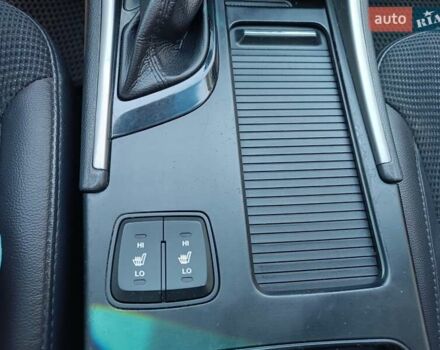 Сірий Хендай Соната, об'ємом двигуна 2.36 л та пробігом 174 тис. км за 11400 $, фото 20 на Automoto.ua