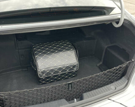 Хендай Соната 2014 у Запоріжжя на Automoto.ua Сірий Хендай Соната, об'ємом двигуна 2.4 л та пробігом 187 тис. км за 11000 $, фото 19 на Automoto.ua