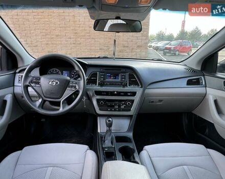 Хендай Соната 2014 у Одесі на Automoto.ua Сірий Хендай Соната, об'ємом двигуна 2.4 л та пробігом 190 тис. км за 10300 $, фото 15 на Automoto.ua