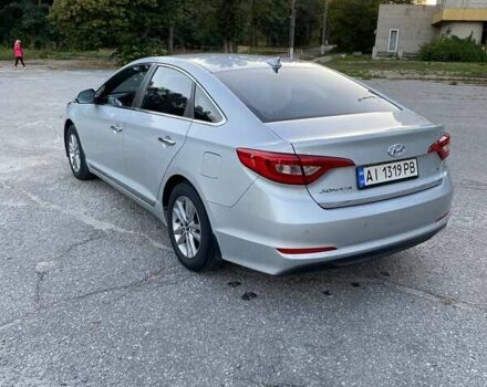 Серый Хендай Соната, объемом двигателя 2 л и пробегом 359 тыс. км за 9500 $, фото 8 на Automoto.ua
