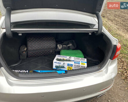 Серый Хендай Соната, объемом двигателя 2.36 л и пробегом 135 тыс. км за 10400 $, фото 9 на Automoto.ua