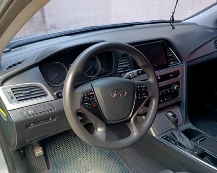 Хендай Соната 2014 у Одесі на Automoto.ua Сірий Хендай Соната, об'ємом двигуна 2 л та пробігом 65 тис. км за 10000 $, фото 1 на Automoto.ua