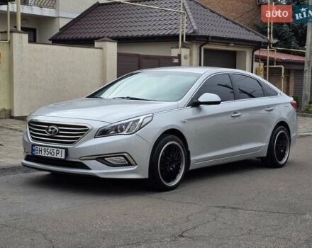 Сірий Хендай Соната, об'ємом двигуна 2 л та пробігом 255 тис. км за 9200 $, фото 4 на Automoto.ua