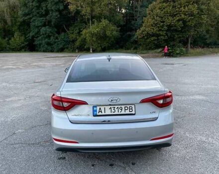 Серый Хендай Соната, объемом двигателя 2 л и пробегом 359 тыс. км за 9500 $, фото 4 на Automoto.ua