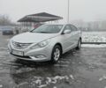 Серый Хендай Соната, объемом двигателя 2 л и пробегом 265 тыс. км за 7600 $, фото 1 на Automoto.ua