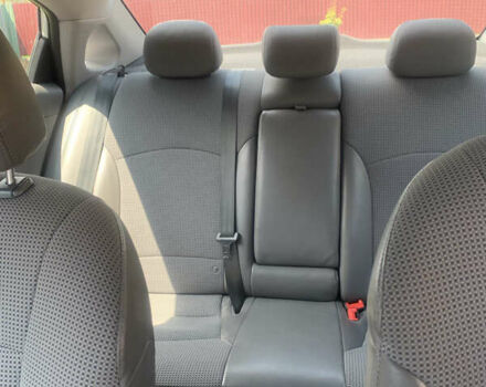 Сірий Хендай Соната, об'ємом двигуна 2 л та пробігом 120 тис. км за 9000 $, фото 11 на Automoto.ua