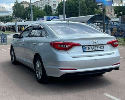 Хендай Соната 2014 в Киеве на Automoto.ua Серый Хендай Соната, объемом двигателя 2 л и пробегом 204 тыс. км за 10700 $, фото 4 на Automoto.ua