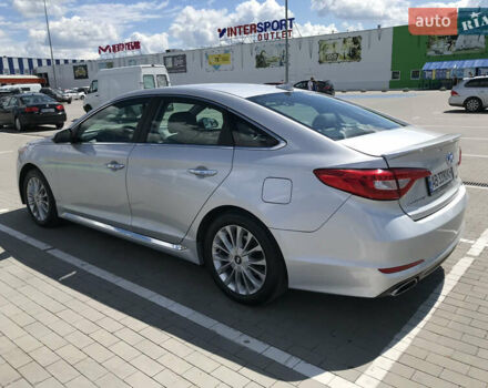 Серый Хендай Соната, объемом двигателя 2.36 л и пробегом 134 тыс. км за 11500 $, фото 4 на Automoto.ua