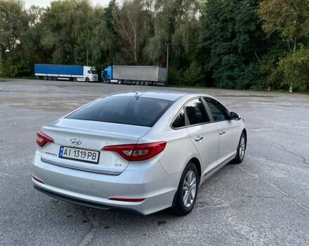 Серый Хендай Соната, объемом двигателя 2 л и пробегом 359 тыс. км за 9500 $, фото 2 на Automoto.ua