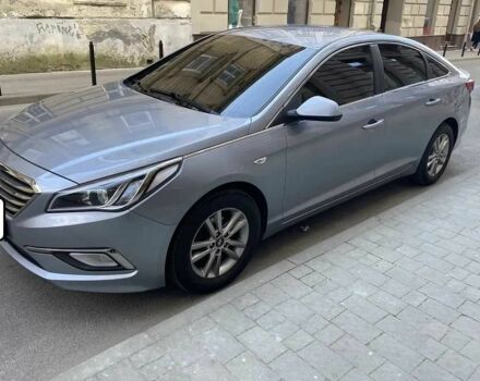 Сірий Хендай Соната, об'ємом двигуна 2 л та пробігом 360 тис. км за 10000 $, фото 4 на Automoto.ua