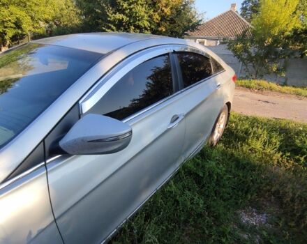 Сірий Хендай Соната, об'ємом двигуна 2 л та пробігом 273 тис. км за 6800 $, фото 3 на Automoto.ua