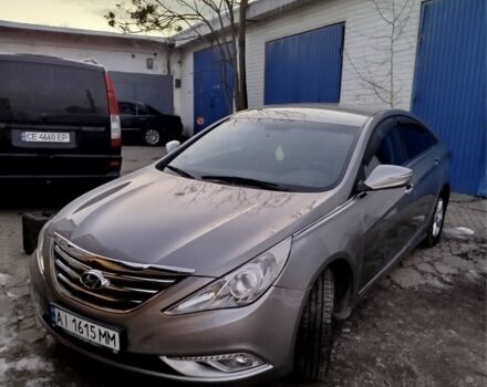 Серый Хендай Соната, объемом двигателя 2 л и пробегом 270 тыс. км за 8800 $, фото 1 на Automoto.ua