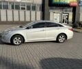Серый Хендай Соната, объемом двигателя 2 л и пробегом 222 тыс. км за 6999 $, фото 12 на Automoto.ua