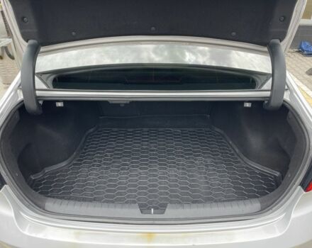 Серый Хендай Соната, объемом двигателя 2.4 л и пробегом 136 тыс. км за 10800 $, фото 9 на Automoto.ua