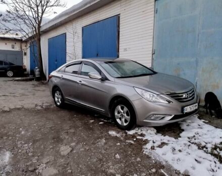 Серый Хендай Соната, объемом двигателя 2 л и пробегом 270 тыс. км за 8800 $, фото 4 на Automoto.ua