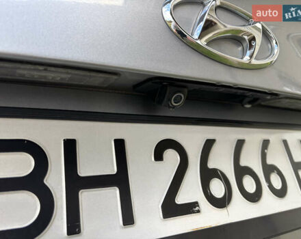 Серый Хендай Соната, объемом двигателя 2.36 л и пробегом 100 тыс. км за 9000 $, фото 19 на Automoto.ua