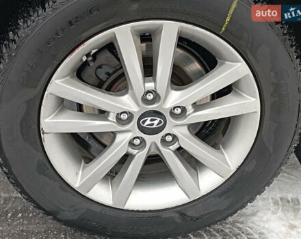 Сірий Хендай Соната, об'ємом двигуна 2.36 л та пробігом 200 тис. км за 7700 $, фото 11 на Automoto.ua