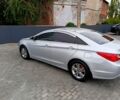Сірий Хендай Соната, об'ємом двигуна 2 л та пробігом 254 тис. км за 8200 $, фото 1 на Automoto.ua