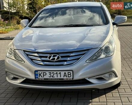 Серый Хендай Соната, объемом двигателя 2 л и пробегом 222 тыс. км за 6999 $, фото 6 на Automoto.ua