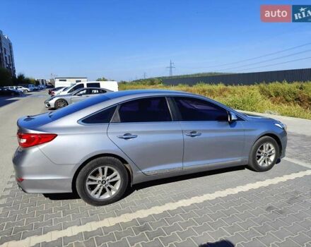 Сірий Хендай Соната, об'ємом двигуна 2 л та пробігом 230 тис. км за 9999 $, фото 27 на Automoto.ua